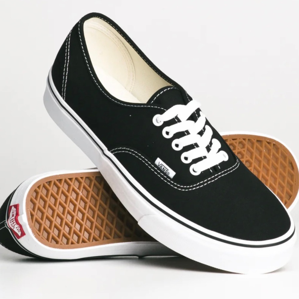 Men’s Vans UltraCush Black Canvas Sneakers